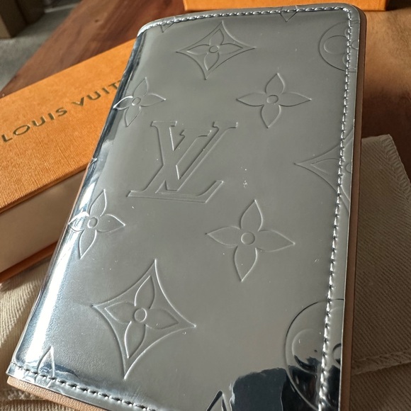 Louis Vuitton Mirror Pocket Organizer - Picture 3 of 4